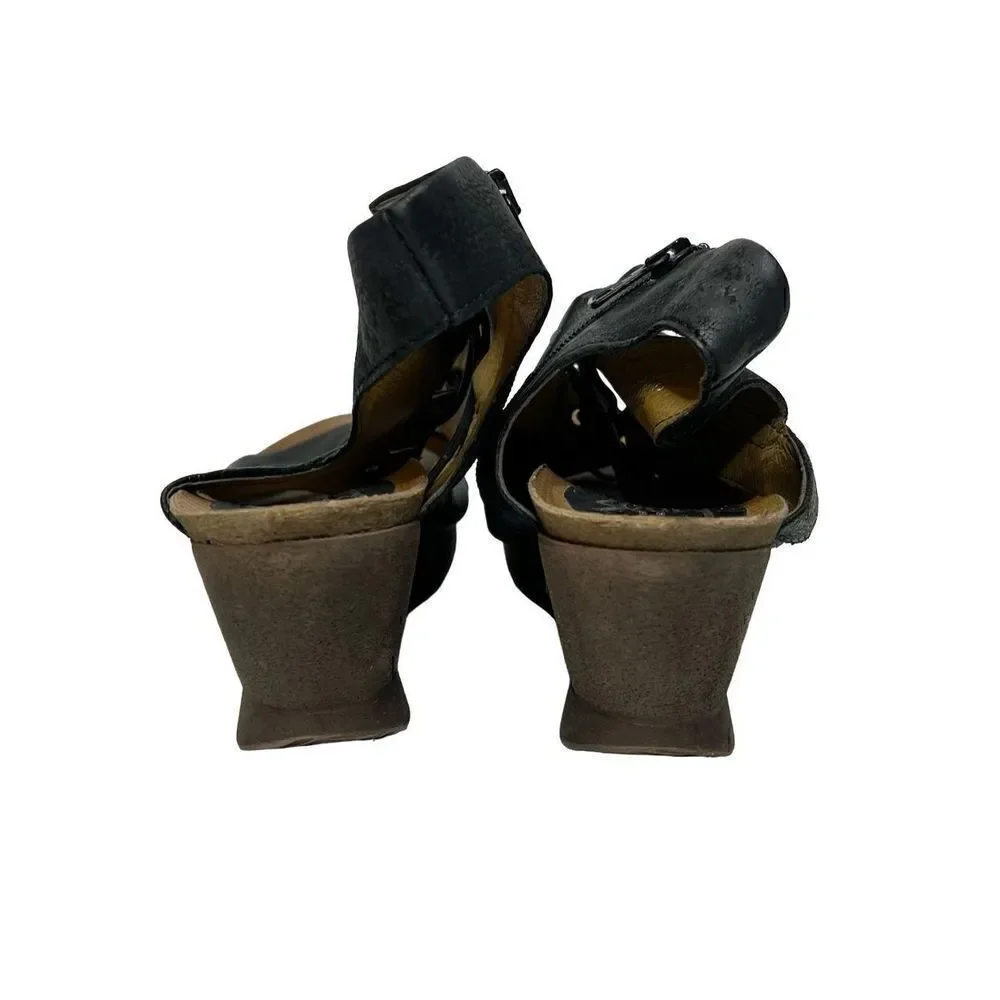 Miz Mooz black leather Sierra demi-wedge lace up gladiator sandals size 42 (10.5